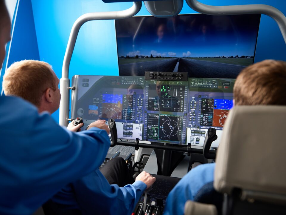 PlaneSense flight simulator for pilot training SIM